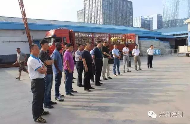 田林|记事|湖北省住建厅、设计院领导及专家一行 莅临星河集团参观指导